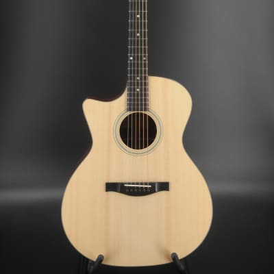 Eastman LEFTY AC122ce Grand Auditorium image 3