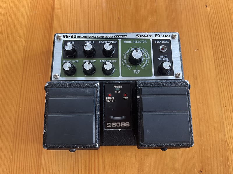 Boss RE-20 Space Echo