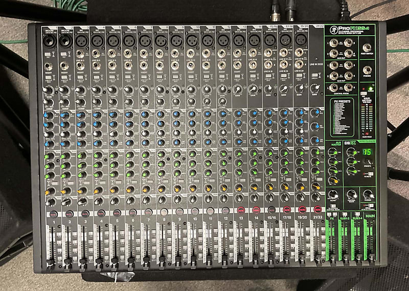 Mackie ProFX22 Mixing Console | Reverb Australia