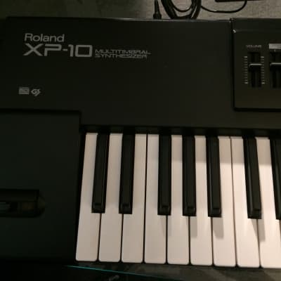 Roland XP-10 61-Key Multi-Timbral Synthesizer 1995 - 2002 - Black