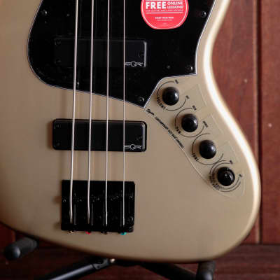 Squier Contemporary Active Jazz Bass HH Roasted Maple Neck Shoreline Gold image 4