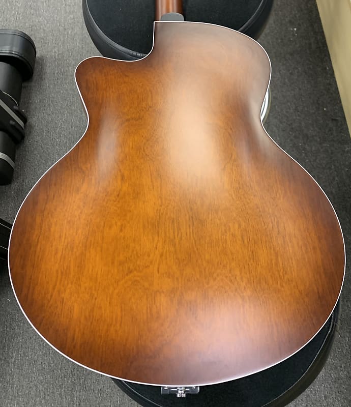 Godin 5th Avenue Uptown T-Armond | Reverb