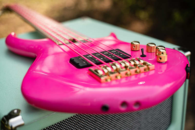 Pink bass worms : r/BassGuitar