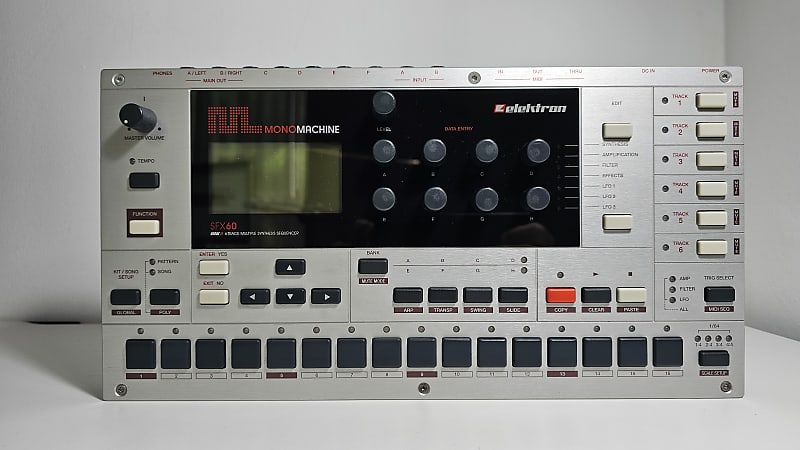 Elektron Monomachine SFX60+MKII 保護カバー付き Monomachine SFX60 MKII - Elektron Monomachine SFX60 MKII