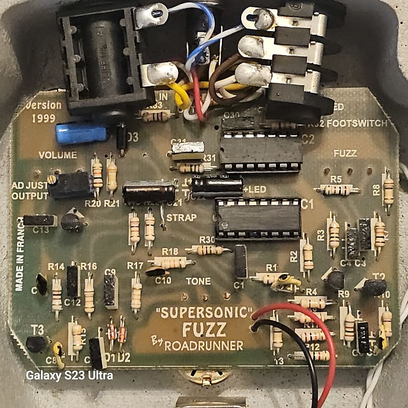 ギター Roadrunner Super Sonic Fuzz Road Runner Super Sonic Fuzz | Reverb Canada