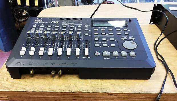 Korg D8