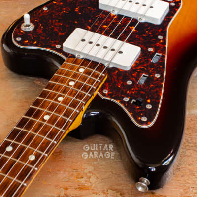 2002 Fender Japan Jazzmaster 62 Vintage Reissue 3-tone Sunburst offset guitar - all original CIJ image 22