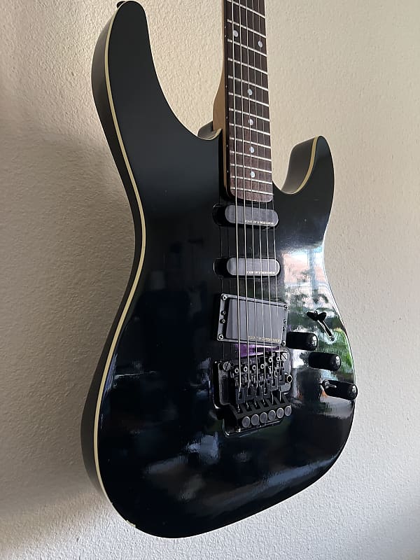 Kramer Neptune NJ USA エレキギター ブラック Kramer Neptune NJ USA 1980's - Black and white binding | Reverb