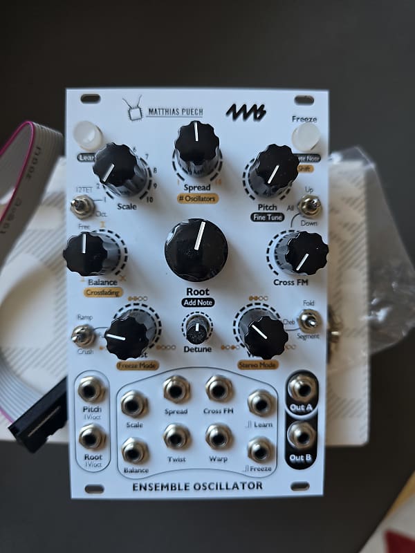 鍵盤楽器 4ms Ensemble Oscillator (White) 4MS Ensemble Oscillator 2020 - White | Reverb