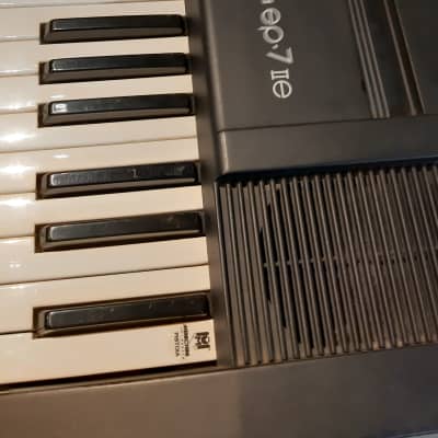 Roland Ep7 IIe