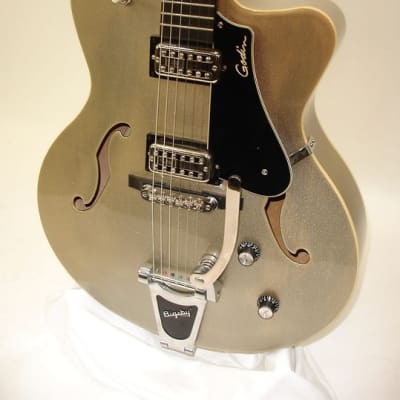 Godin 5th Avenue Uptown LTD with TV Jones Pickups Electric Guitar, Silver/Gold w/ Tric Case image 4