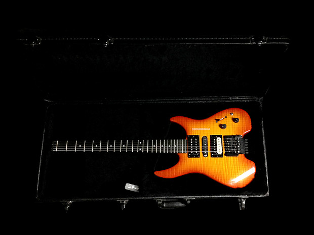 Steinberger GM7-TA-USA Sunburst Tiger Stripe, Transtrem