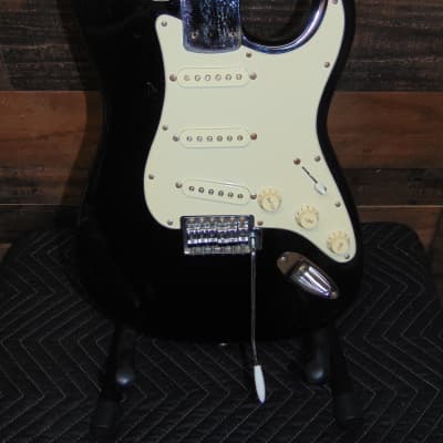 Squier Affinity Stratocaster Loaded Body image 6