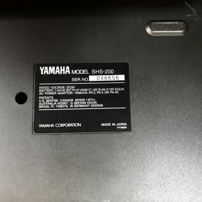 YAMAHA SHS-200 FM Digital Keyboard with MIDI Keytar w/ bag image 10