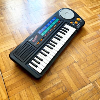 Casio Rapman - Vintage Synth Vocoder Drum Machine Voice FX