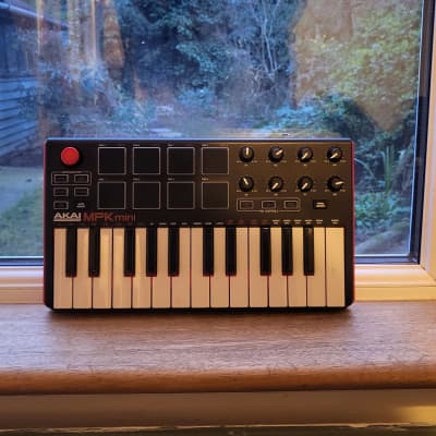 Akai MPK Mini MKIII 25-Key MIDI Controller 2020 - Present - Black