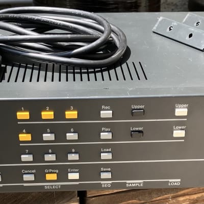Ensoniq Mirage DSM-8 Rack Sampler w Floppy Emulator