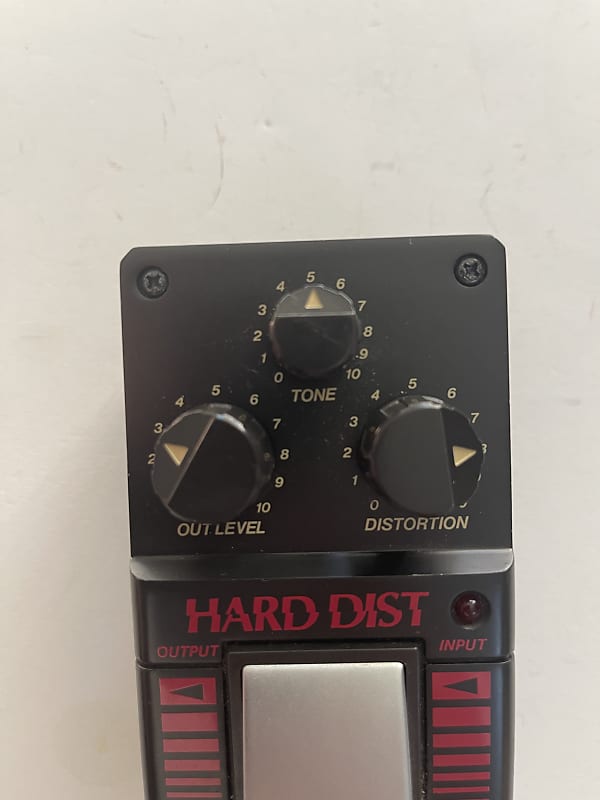 コルグKORG HARD DIST DST-3 ギターエフェクター KORG DST-3 HARD DIST（ビンテージ）【楽器検索デジマート】