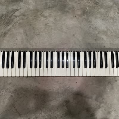 Sequential Circuits Prophet 600 - keyboard replacement