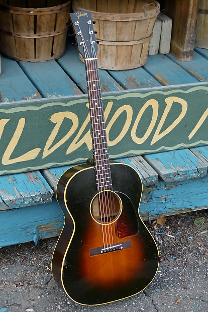 ギター Gibson LG-2 1954 / Vintage Guitar Vintage 1954 Gibson LG-2 Acoustic Guitar Sunburst Finish