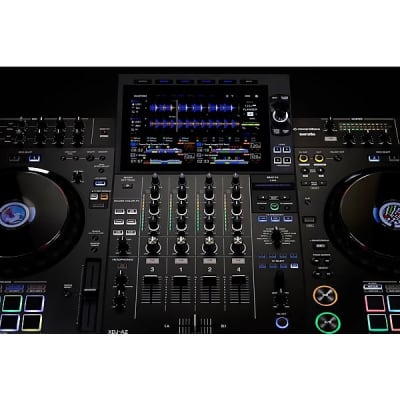 Pioneer XDJ-XZ 4-Channel Rekordbox / Serato All-In-One DJ Pioneer XDJ-XZ 4-Channel Rekordbox / Serato All-In-One DJ