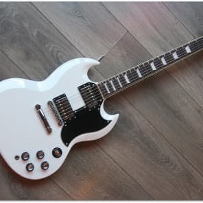 Tokai sg white discount