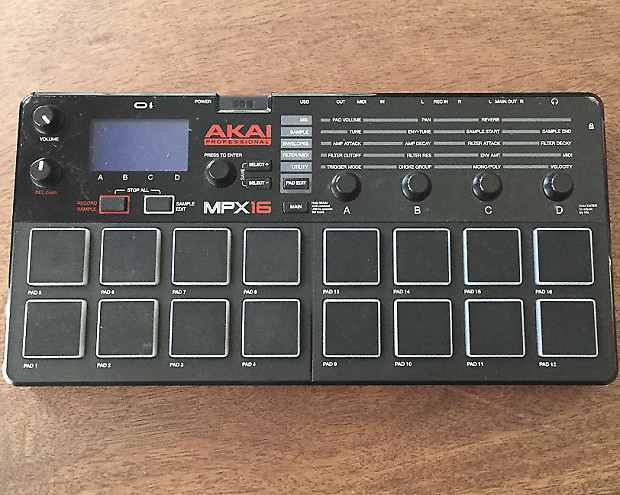 Akai MPX16 Sampler with 16 Pads image 1