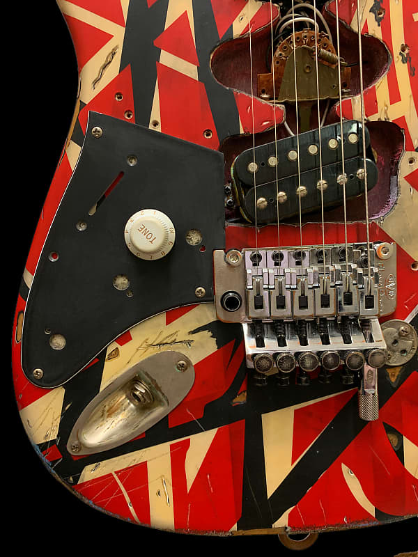 Left handed EVH Striped Series Guitar with the Frankenstrat mod EVH  2017-2018 Black & Red, White