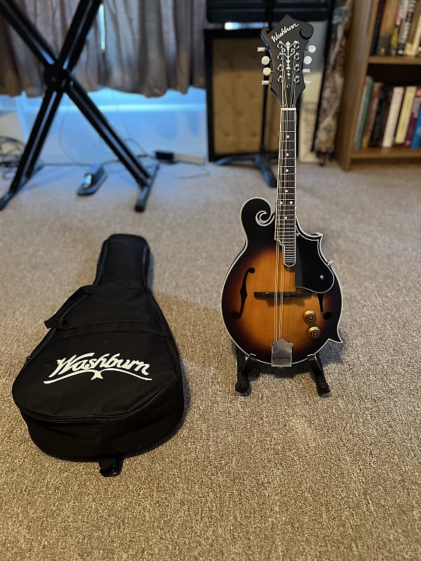 Washburn M3E Acoustic Electric Mandolin pack Reverb