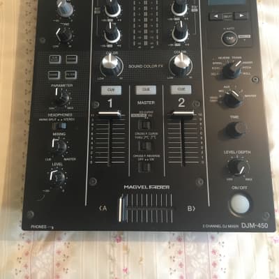 Technics SH-MZ1200 Professional DJ 4-channel Mixer with Technics SH-MZ1200 Professional DJ 4-channel Mixer with