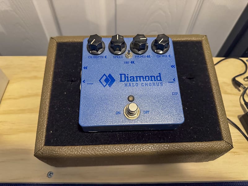 Diamond Halo Chorus