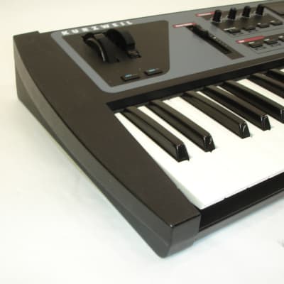 Kurzweil PC161 61-Key MIDI Performance Controller Keyboard image 2