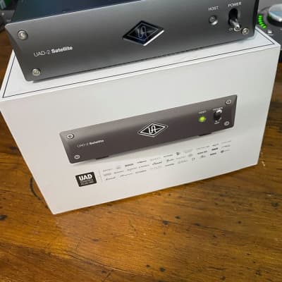 Universal Audio UAD-2 Quad Core DSP Satellite Thunderbolt 3 Universal Audio UAD-2 Quad Core DSP Satellite Thunderbolt 3