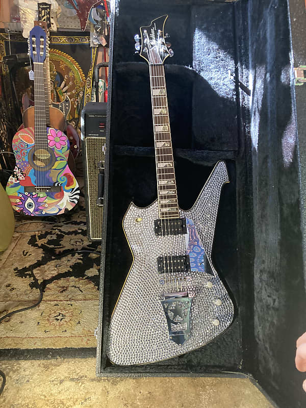 Washburn PS1600  Paul Stanley ポールスタンレー WASHBURN PS1600 KISS Paul Stanley ポールスタンレーモデル