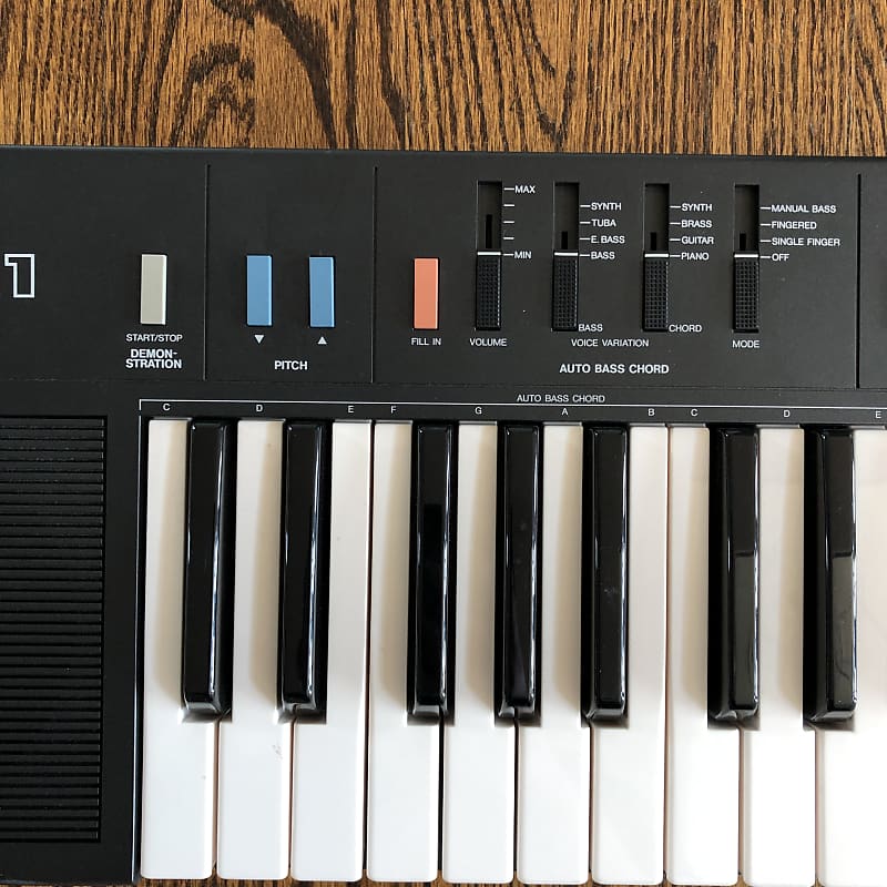 【動作品】YAMAHA レトロ シンセサイザー PSR-11 Yamaha Psr-11 Keyboard Electronic Synth Piano Portatone
