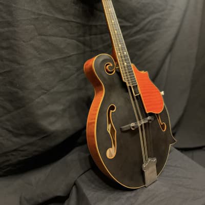 Johansson F5- No.63 2025 - Satin Victorian 1704 spirit varnish image 10