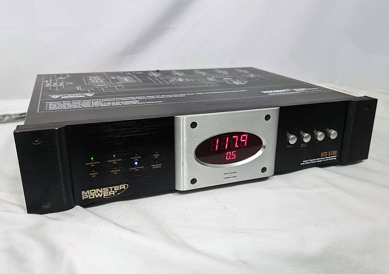 Monster Power HTS 5100 Home Theatre Reference Power Center Reverb