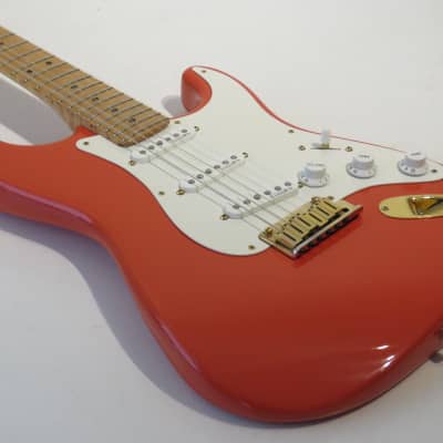 1995 Fender Custom Shop Hank Marvin Autograph Stratocaster only 64 Made image 11
