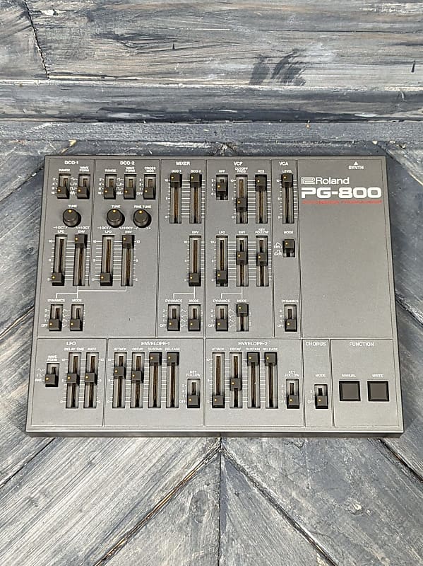 Used Roland PG-800 Synthesizer Programmer with Cable | Reverb