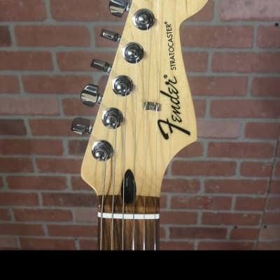 Fender Standard Stratocaster 2006 - 2017 image 4