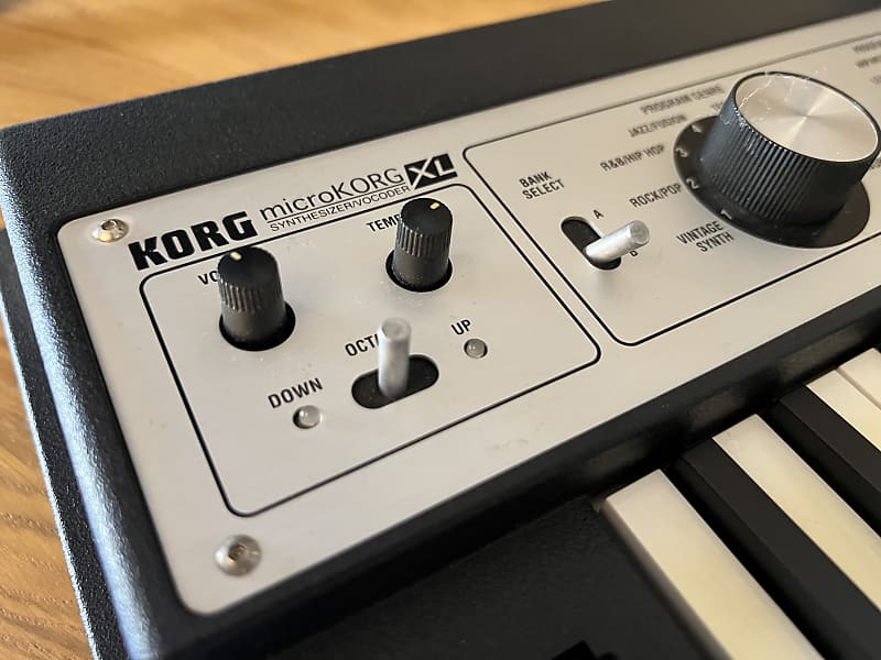 Korg MicroKorg XL 37-Key Synthesizer/Vocoder