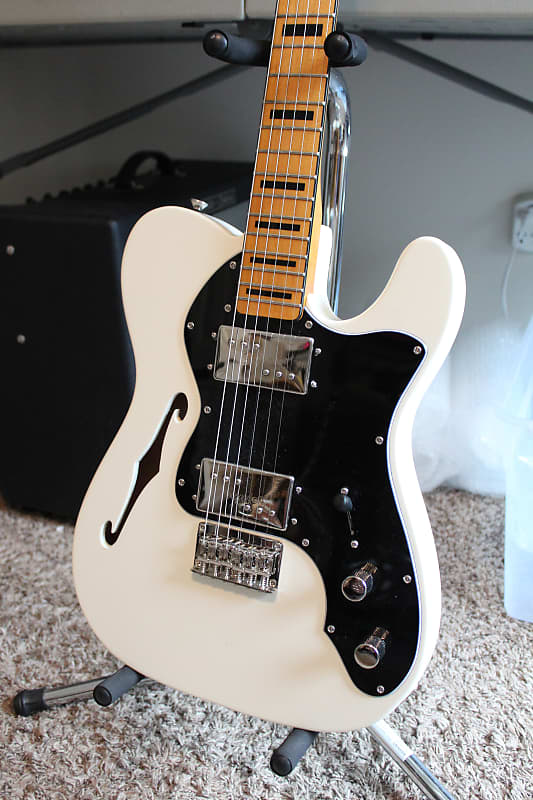 Squier Classic Vibe '70s Telecaster Thinline Limited-Edition Electric  Guitar Olympic White