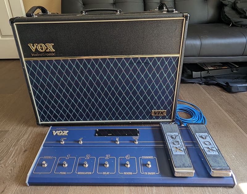 定価14〜✴︎ VOX AD120VT Valvetronix ギターアンプ-