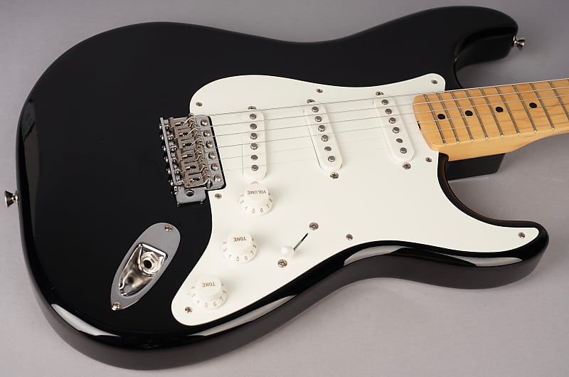 Fender MIJ Traditional 50s Stratocaster, Black at Gear4music