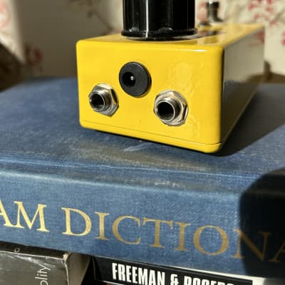 RCO Pedals Arrows Clone - Yellow image 3