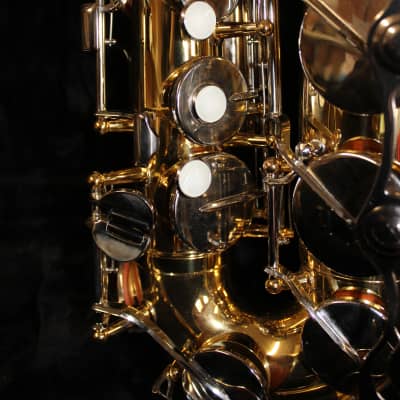 Yamaha YAS-26 Eb Student Alto Saxophone - Gold Lacquer & Nickel-Plate image 9