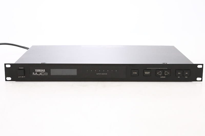 鍵盤楽器 YAMAHA MJC8 MIDI YAMAHA MJC8 MIDI Junction Controller Black Synthesizer Music