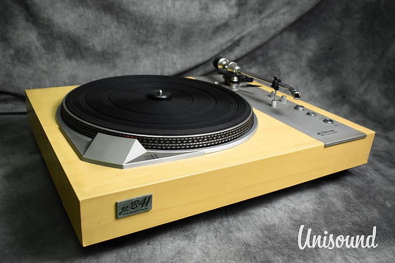 Victor JL-B41 Direct Drive Turntable in Very Good Condition