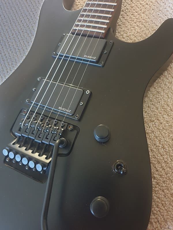 Cort EVL K4 2007 Pentagram Inlays - Satin Black - Electric