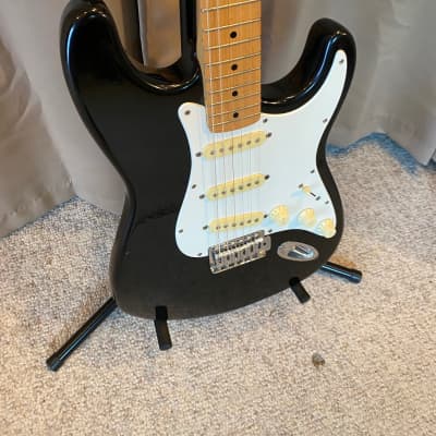 Fender Squier Stratocaster 1992 Gloss Black VN series made in Korea - Rare Vintage Collector image 6